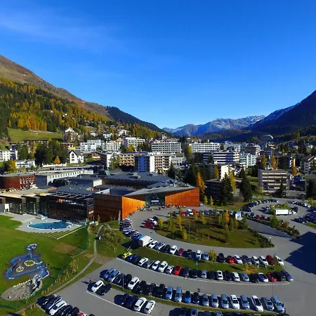Davos Holiday Apartment Appartamento