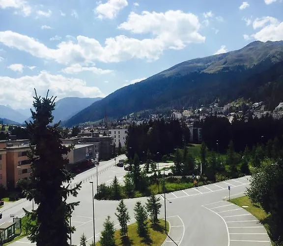 Davos Holiday Apartment דאבוס
