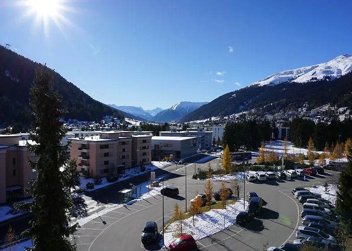 Davos Holiday Apartment דירה דאבוס