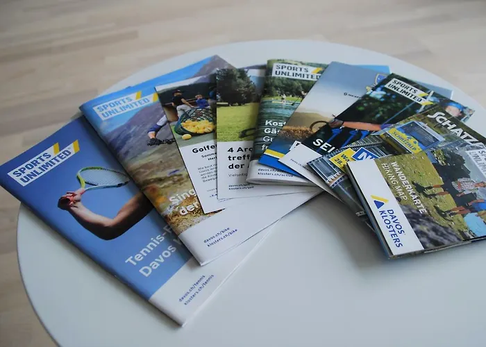 Davos Holiday Apartment דירה